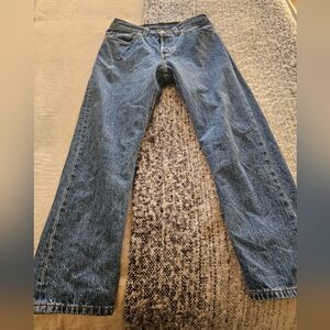 Levi's Women's Cropped Blue Jeans